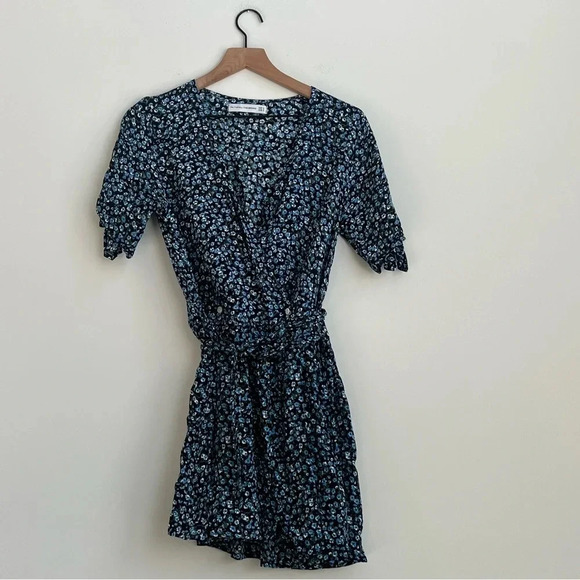 Faithfull the Brand Oslo Ditzy Blossom Village Blue Floral Mini Wrap Dress Us 4 - Picture 4 of 15